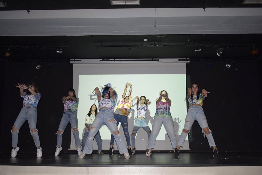 Hip hop στη σχολή χορού Dance Connection